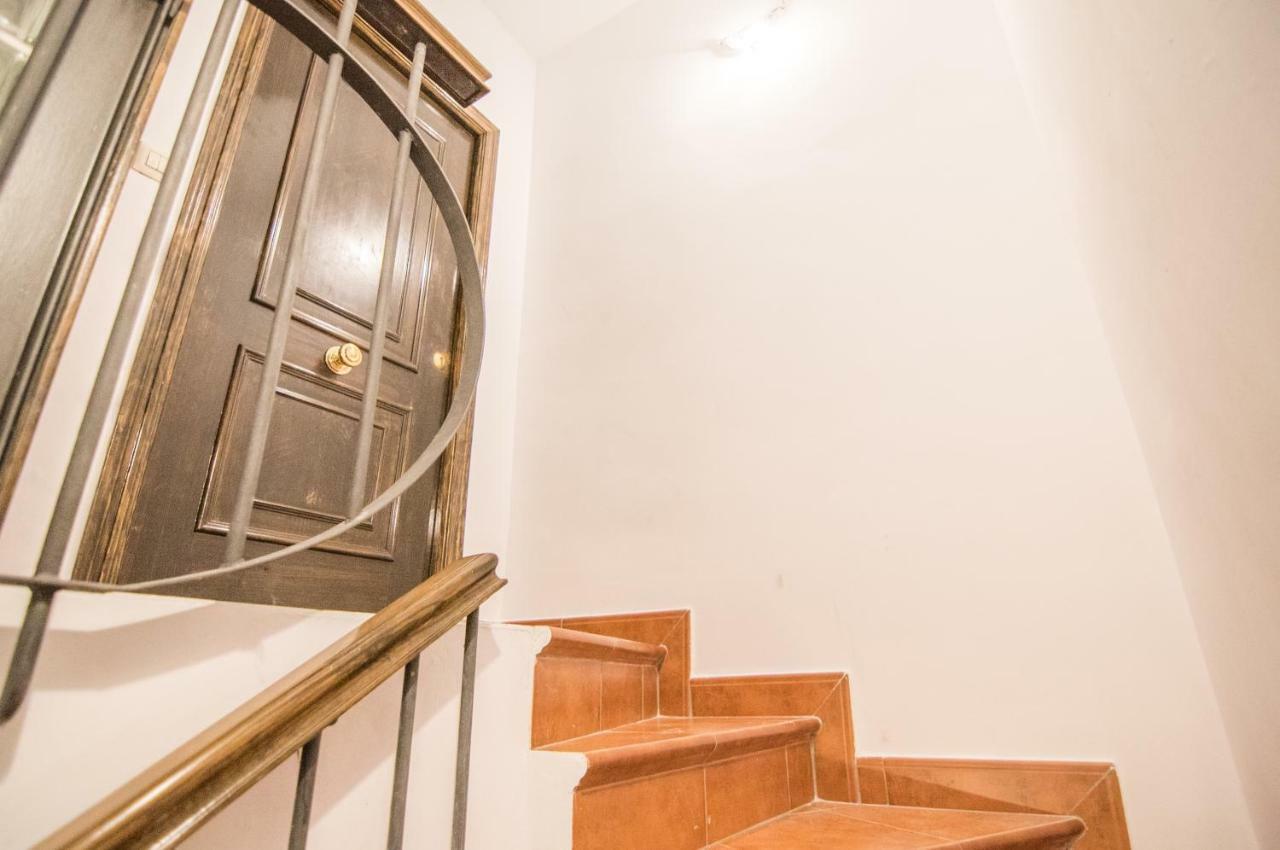 Tuguest Plaza Nueva Apartment غرناطة المظهر الخارجي الصورة